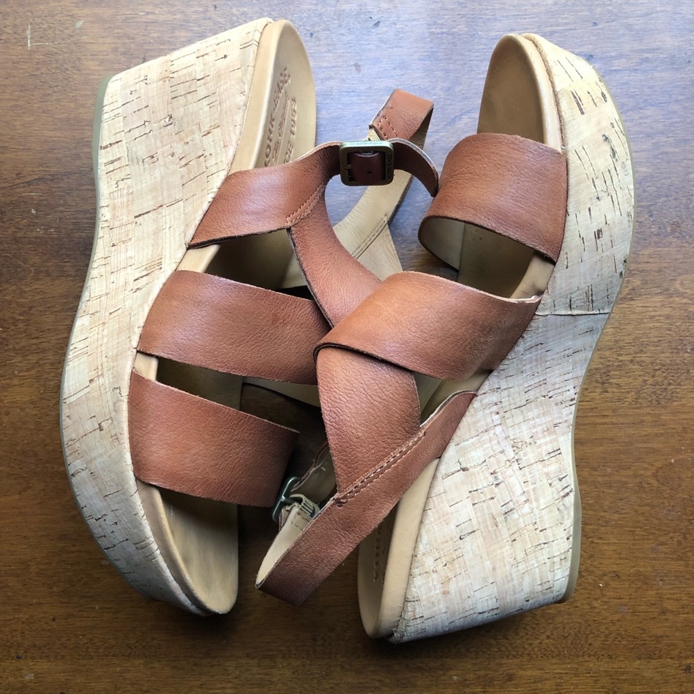 kork-ease Ashcroft wedge sandals 9✨